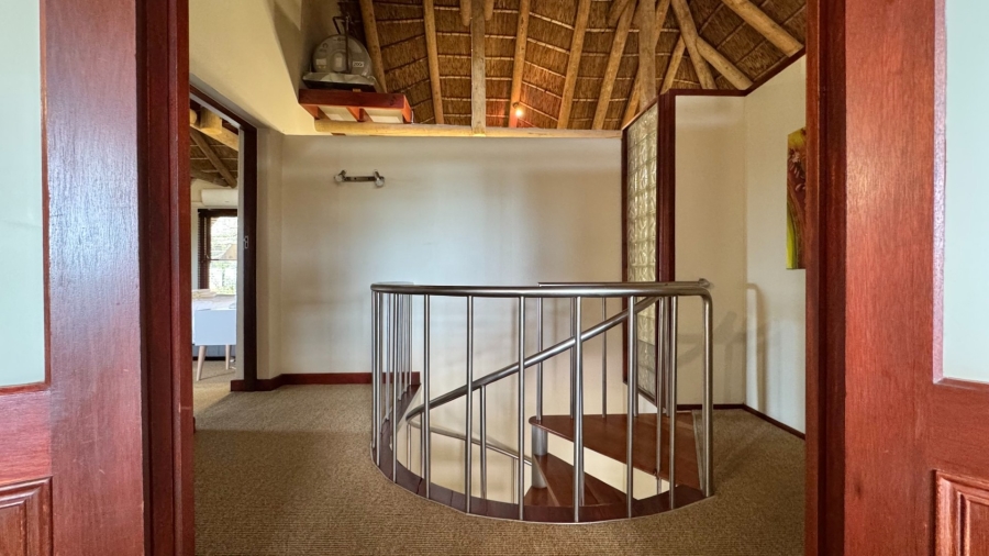 4 Bedroom Property for Sale in Onrus Western Cape